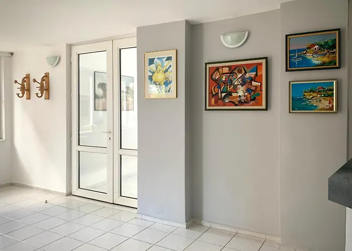 тедис хоум * Burgas City