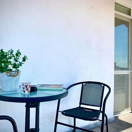 Guest house тедис хоум *